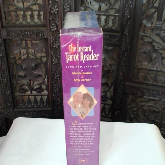 Tarot Reader Book and Card Set - Picture 4 of 5